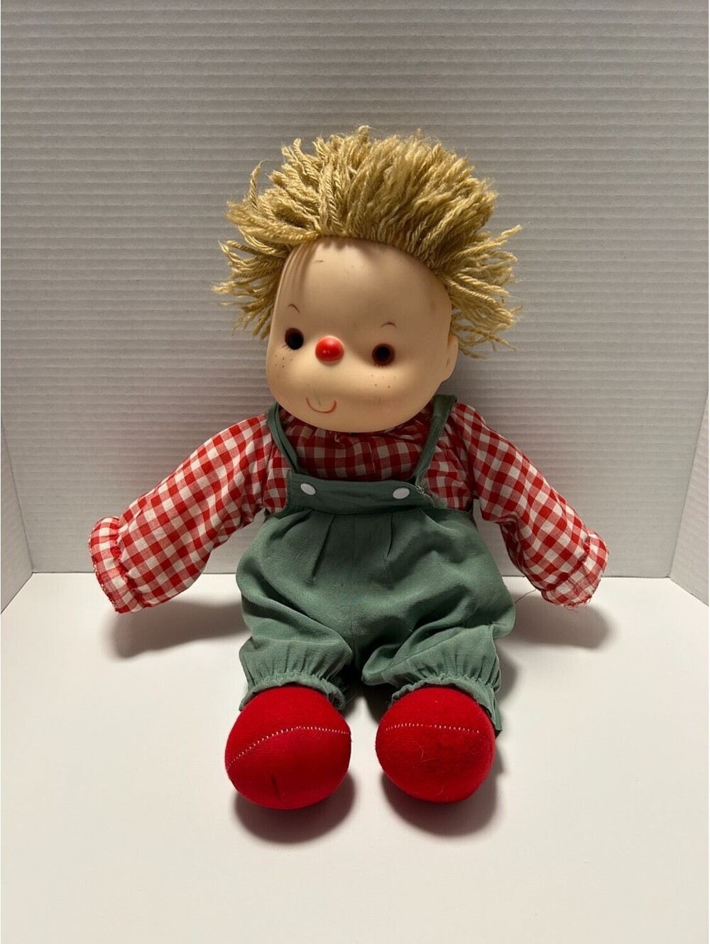 vintage clown rag doll Multicolor Check 1970s-1980s red fabric booties/feet